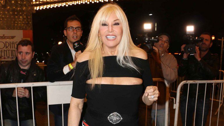 Messi. lo intentamos por todos los medios pero fue imposible. no me gusta lastimar a la gente