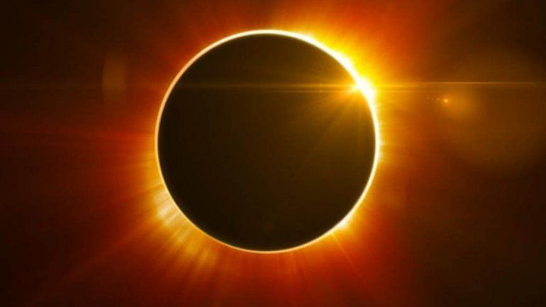 El invierno empieza con un eclipse anillo de fuego