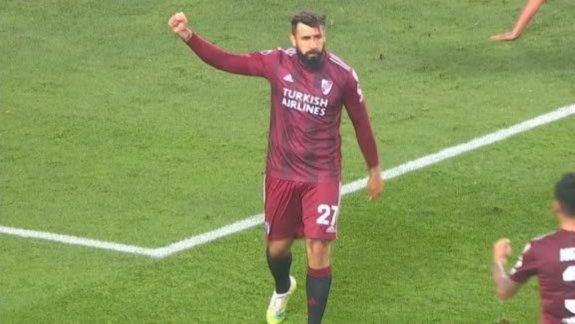 ¡Herm-Oso! Pratto volvió al gol tras más de un año y estallaron las redes