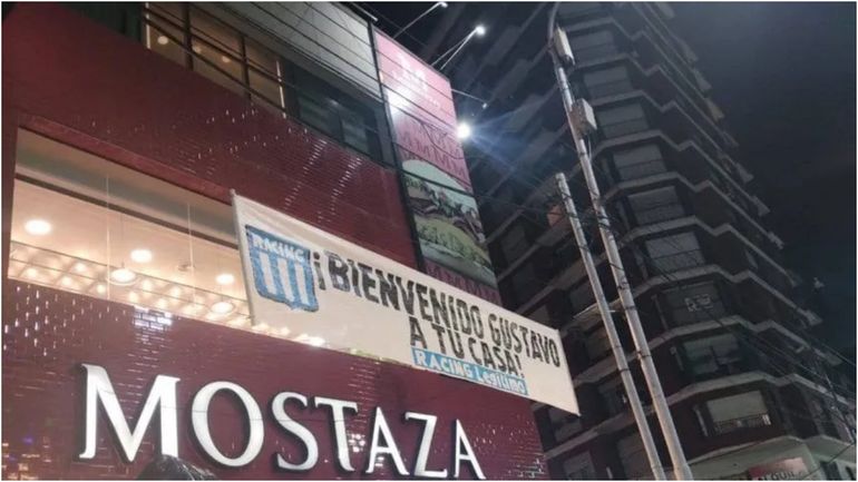 Los pasacalles que aparecieron en Racing Los pasacalles que aparecieron en Racing