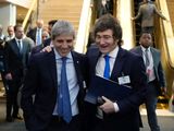 El Gobierno celebra la baja del riesgo país, pero el desafío sigue siendo trasladar la mejora macro a la vida cotidiana.