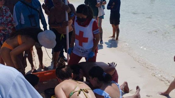 Turista argentino murió mientras realizaba una excursión en Isla Mujeres
