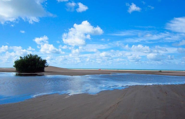 Las 3 playas argentinas con el agua más cristalina y cálida de todo el país: Reta Las 3 playas argentinas con el agua más cristalina y cálida de todo el país: Reta