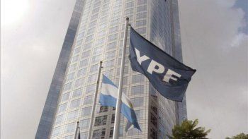 ypf compra por anticipado bonos de su deuda