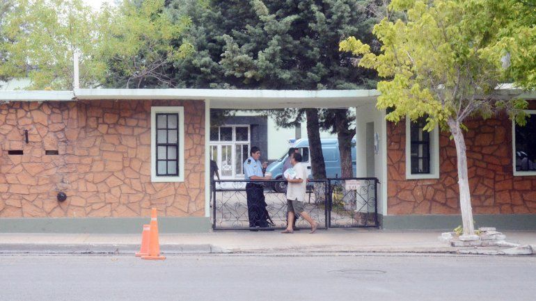 Emanuel Chamorro llegó a la U9 de Neuquén ayer a la mañana.