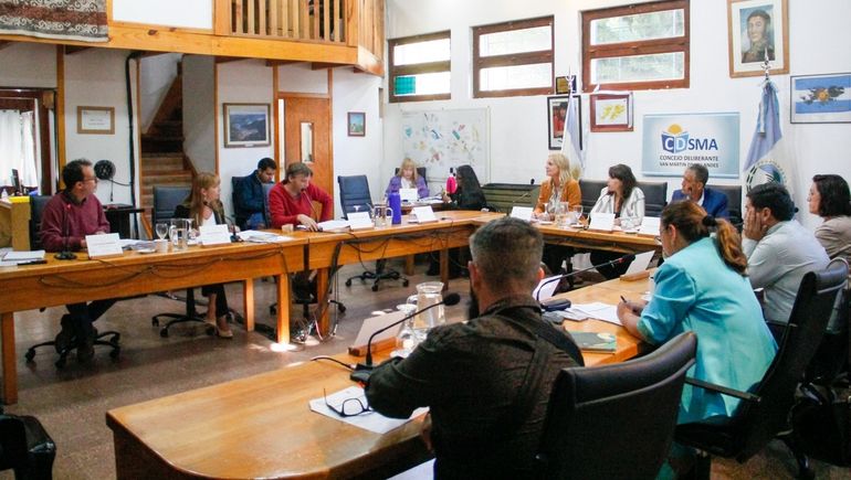 El Concejo Deliberante de San Martín de los Andes aprobó por mayoría el canon al deporte. El Concejo Deliberante de San Martín de los Andes aprobó por mayoría el canon al deporte.