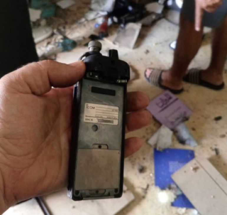 Uno de los walkie-talkies que estallaron este miércoles en Líbano. Uno de los walkie-talkies que estallaron este miércoles en Líbano.