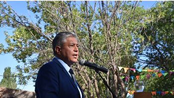 rolando figueroa acto.jpg