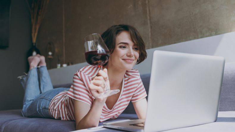 Todas las bodegas a un clic en agosto: llega el CyberWine con grandes beneficios y promociones