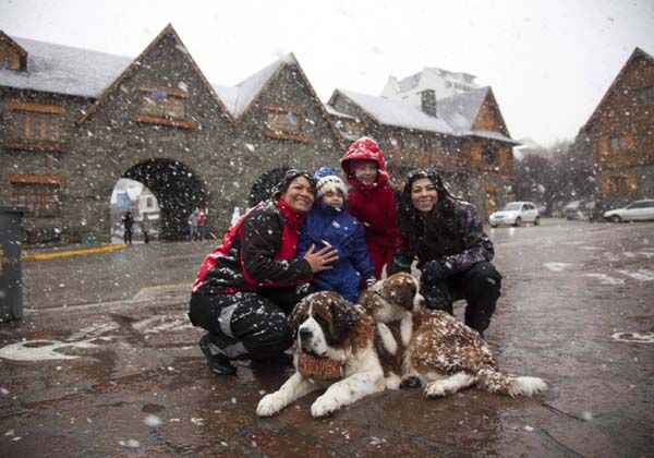 Alta ocupación y mucha nieve en Bariloche