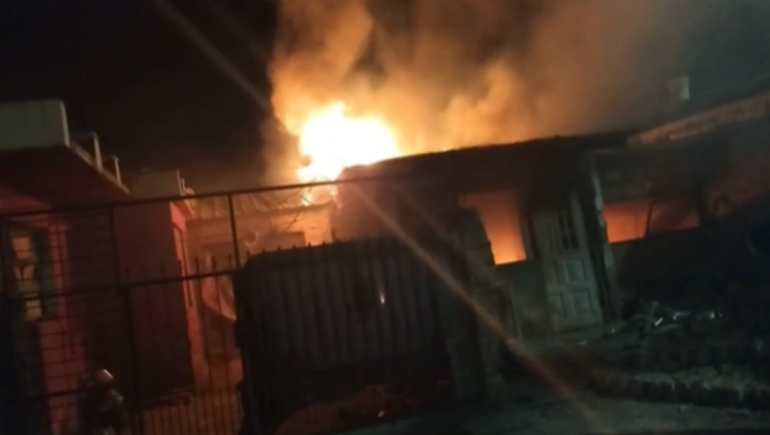 Los incendios se registraron en el barrio 130 Viviendas de Centenario. 