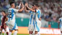 La Selección Argentina juega sin Messi.