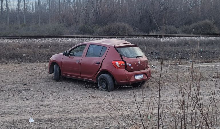 El joven falleció tras chocar contra un poste de hormigón esta mañana en la ruta chica.