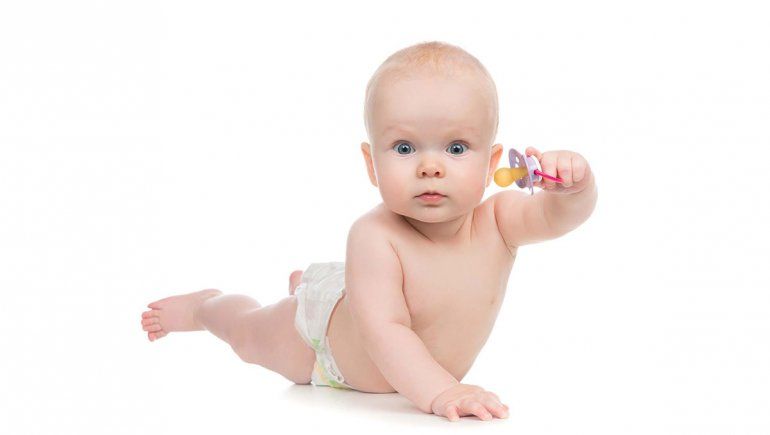 Los pros y los contras del polémico uso del chupete