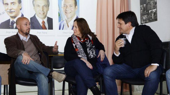 gaido se reunio con sector violeta y recalco la unidad del mpn