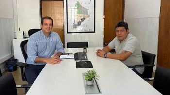 El ministro Lucas Castelli y Juan Carlos Levi, jefe de la UOCRA. El ministro Lucas Castelli y Juan Carlos Levi, jefe de la UOCRA.