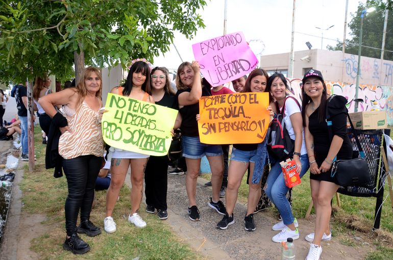 En 9 fotos, así se vive la previa para el show de Ricardo Arjona en Neuquén