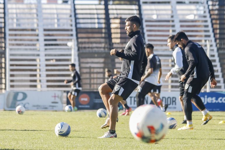 A Cipolletti le urge ganar para alejarse de la zona roja