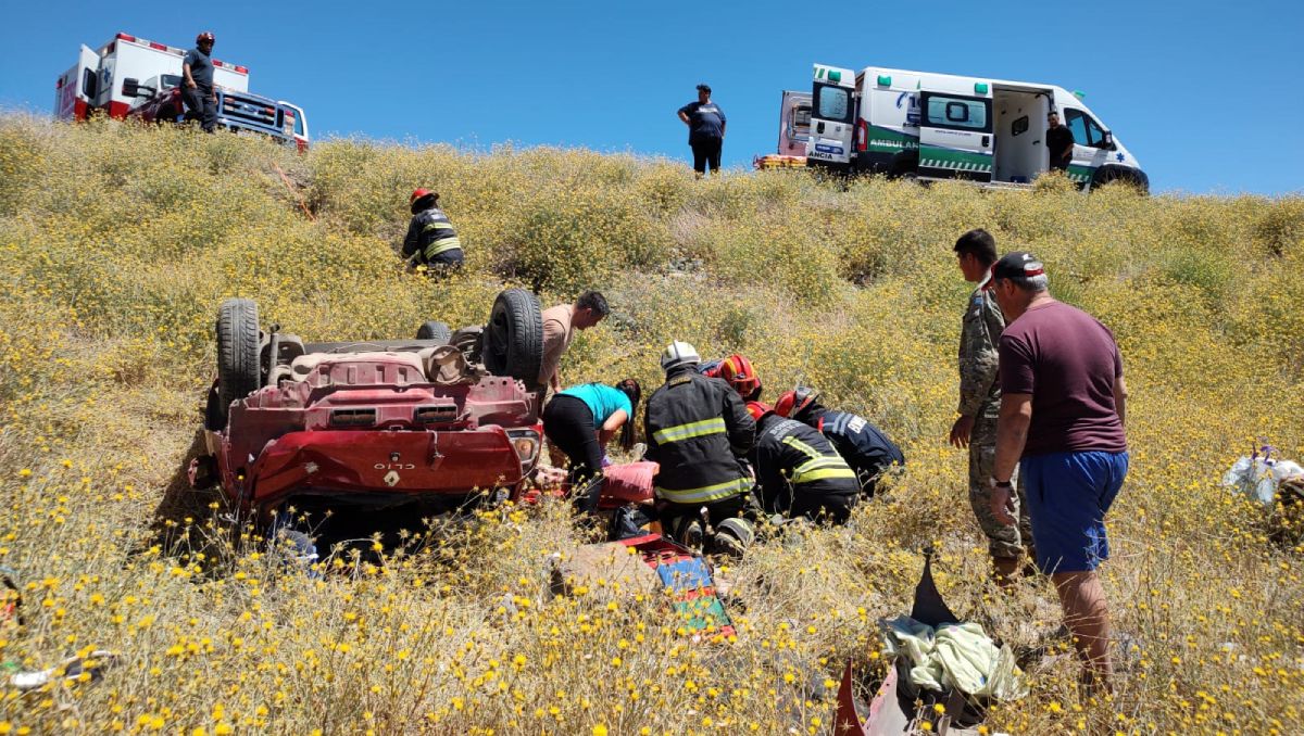 Una mujer herida en un vuelco en Junín de los Andes