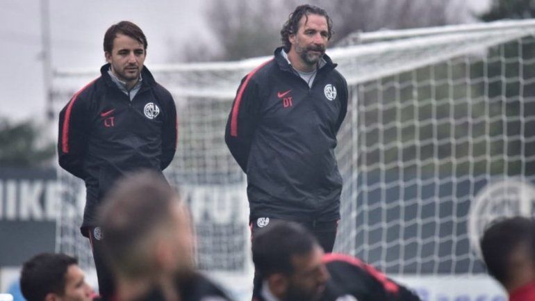 Arde San Lorenzo: se fue Pizzi e investigan apriete de la barra a plateístas puteadores