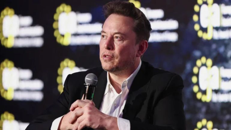 Elon Musk volvió a opinar sobre invertir en Argentina tras la reunión con Javier Milei. Elon Musk volvió a opinar sobre invertir en Argentina tras la reunión con Javier Milei.