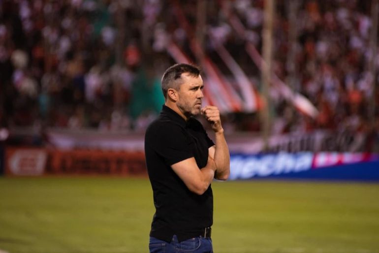 Coudet se presentó en la conferencia de prensa tras quedar eliminado en la Copa Argentina.