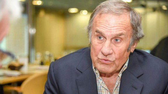 Carlos Reutemann permanece internado en Terapia Intensiva en Santa Fe