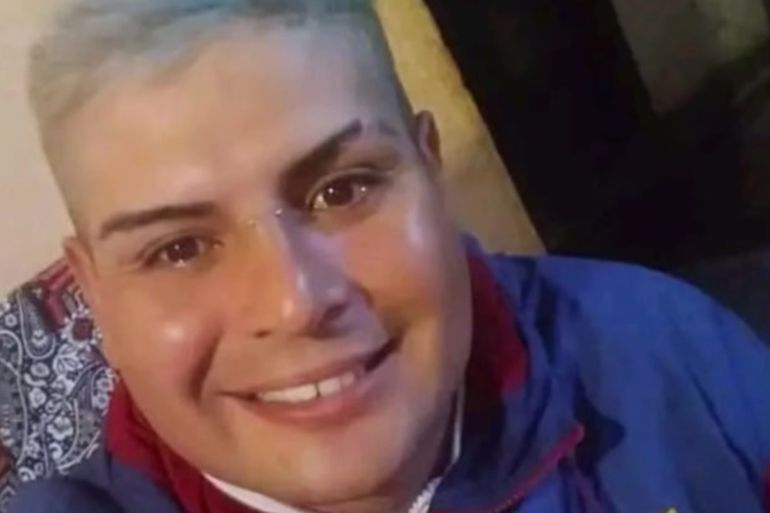 El padre de la alumna que disparó y huyó fue identificado como Oscar Marcelo Ferreyra. El padre de la alumna que disparó y huyó fue identificado como Oscar Marcelo Ferreyra.