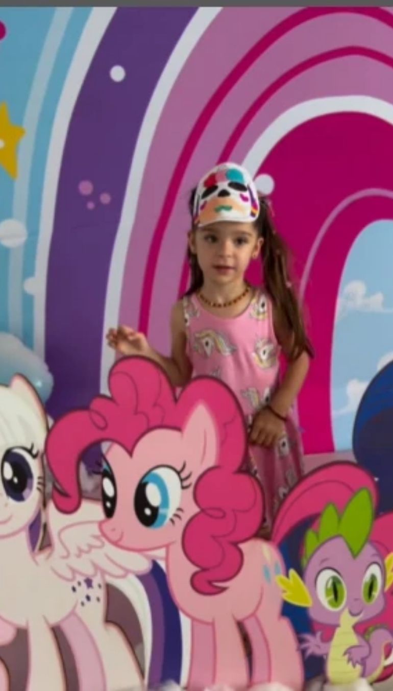 Ema, la hija de Eugenia Tobal Ema, la hija de Eugenia Tobal