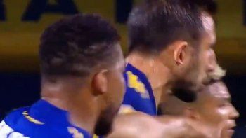 pocas veces visto: el cachetazo de fabra a izquierdoz en pleno partido pocas veces visto: el cachetazo de fabra a izquierdoz en pleno partido