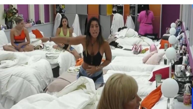Gran Hermano: Catalina trató de víbora inmunda a Isabel