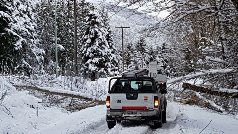 El servicio eléctrico fue restablecido en buena parte del interior