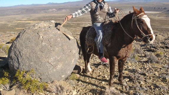 Blas Ortiz y la piedra lunar.