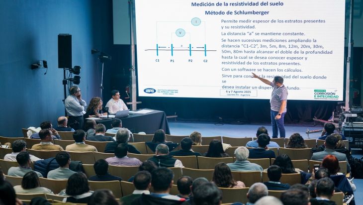 Se inauguró la V Jornada de Corrosión e Integridad en el Complejo Cultural Cipolletti. Se inauguró la V Jornada de Corrosión e Integridad en el Complejo Cultural Cipolletti.