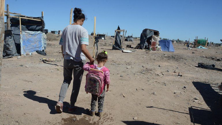 Crece la demanda de asistencia médica en la toma Casimiro Gómez