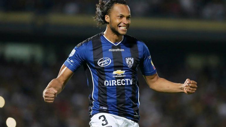 El ecuatoriano Arturo Mina hizo un gol en la final de la Libertadores.