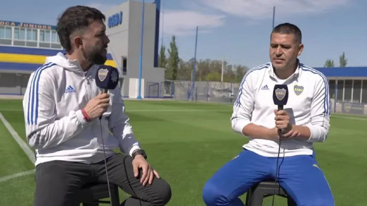 Riquelme le pidió al hincha de Boca que no se deje enloquecer y le tiró un palito a River