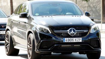 la nave con la que messi llego al entrenamiento del barsa en su regreso la nave con la que messi llego al entrenamiento del barsa en su regreso