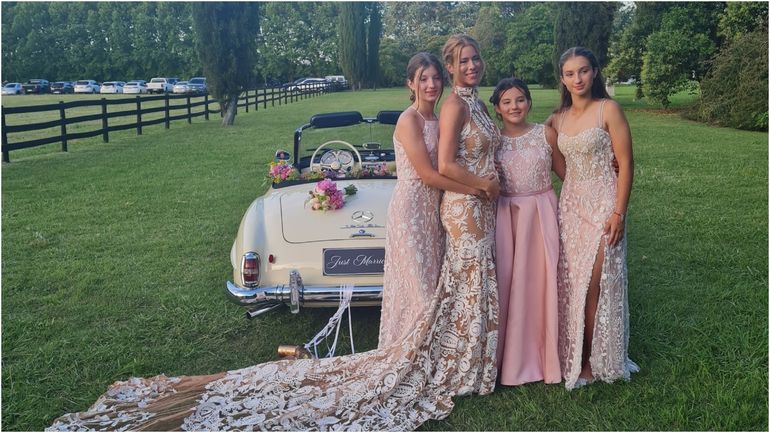 Nicole Neumann y su tan soñada foto con sus hijas Nicole Neumann y su tan soñada foto con sus hijas