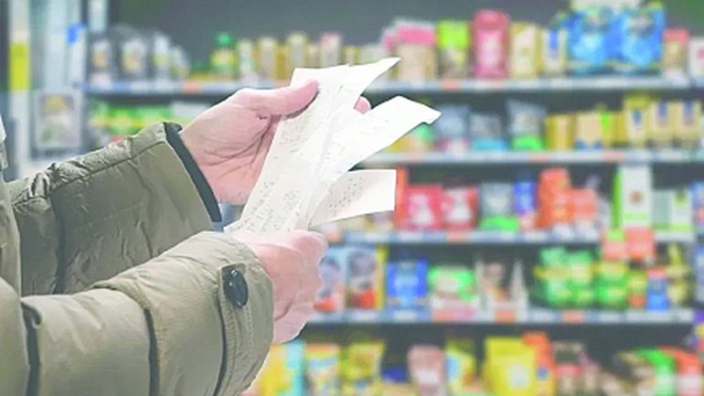 La corrida interminable de precios dificulta cada vez más evitar la pobreza. La corrida interminable de precios dificulta cada vez más evitar la pobreza.