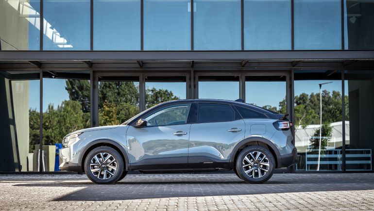 Nuevo Citroën C4 Híbrido.