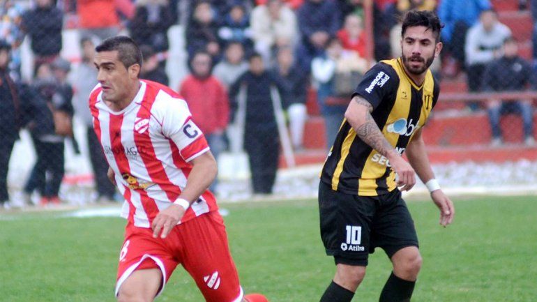 El delantero fue de lo mejor del equipo de Sunchales en La Chacra.