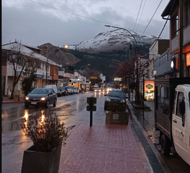 En Esquel el clima desmejorará en las primeras horas del sábado 25 de abril y para la mañana se esperan las primeras precipitaciones. En Esquel el clima desmejorará en las primeras horas del sábado 25 de abril y para la mañana se esperan las primeras precipitaciones.