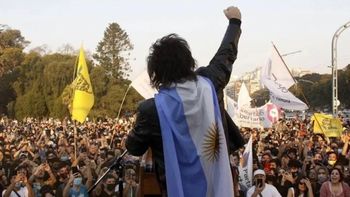 milei banderas 1200x678.jpg