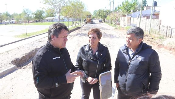 Plan de pavimento en Neuquén: Valentina Sur sumará 15 cuadras de asfalto