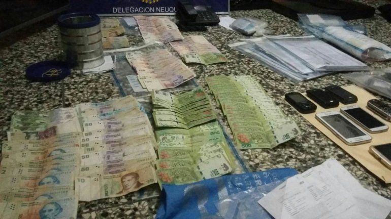 El prostíbulo funcionaba en Tierra del Fuego al 300. Se secuestraron elementos de interés para la causa.
