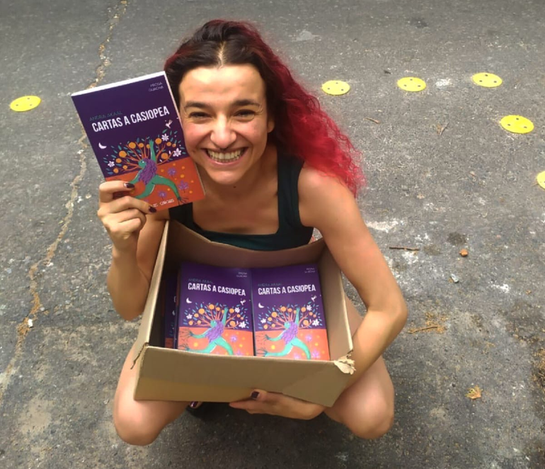 Andra Akaal es la neuquina autora de Cartas a Casiopea 