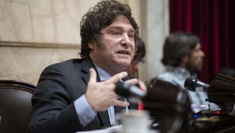 Javier Milei planea incluir nuevamente la reforma laboral en la Ley Ómnibus.