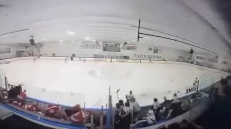 El tiroteo ocurrió en un partido de hockey escolar en Rhode Island, Estados Unidos | LM Neuquen El tiroteo ocurrió en un partido de hockey escolar en Rhode Island, Estados Unidos