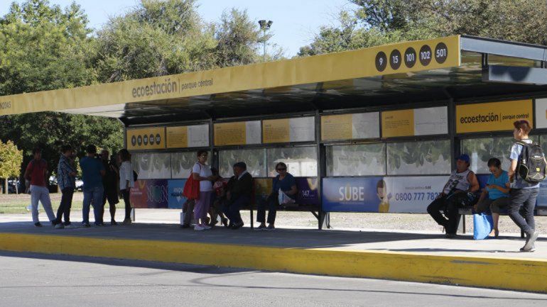 Metrobús: CN Sapag picó en punta para construir el primer tramo